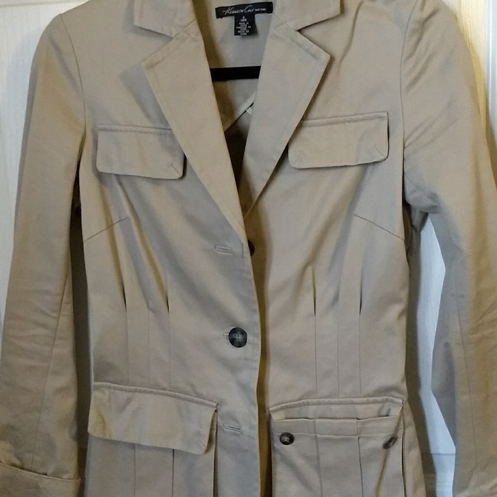 Kenneth Cole New York 3 button blazer